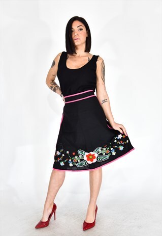 LOVE MOSCHINO BLACK SKIRT CASUAL STYLE