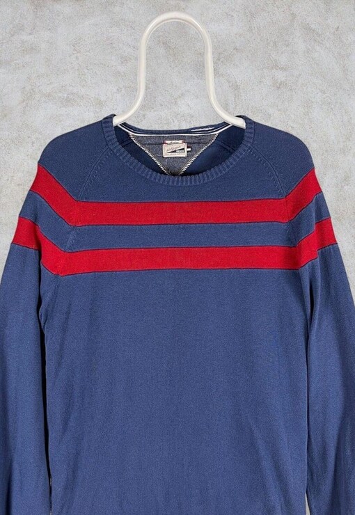 garment image