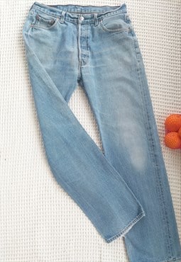 Vintage 501 Straight Leg Blue Levi Jeans