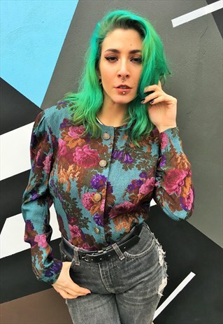 VINTAGE FLORAL BUTTON UP TOP