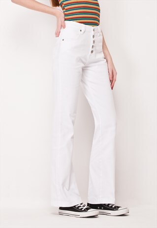WHITE FLARE JEANS