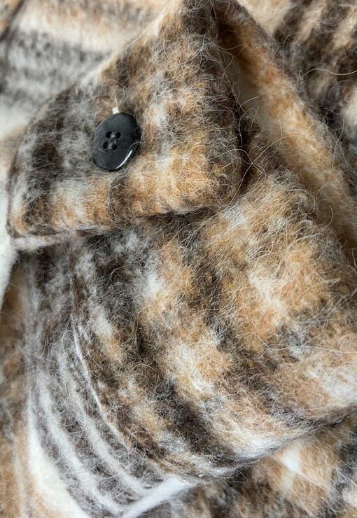 garment image