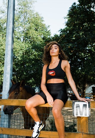 BRALETTE IN BLACK WITH MINIATURE SEQUIN LIPS MOTIF