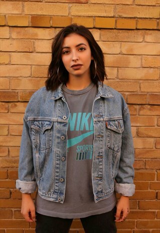 VINTAGE LEVIS DENIM JACKET