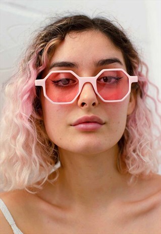 ANGULAR HEXAGONAL SUNGLASSES IN PINK
