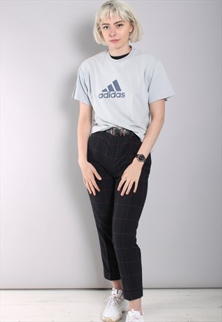 VINTAGE ADIDAS T-SHIRT