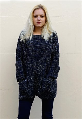 GOLD KITTED JUMPER WITH FRONT POCKETS