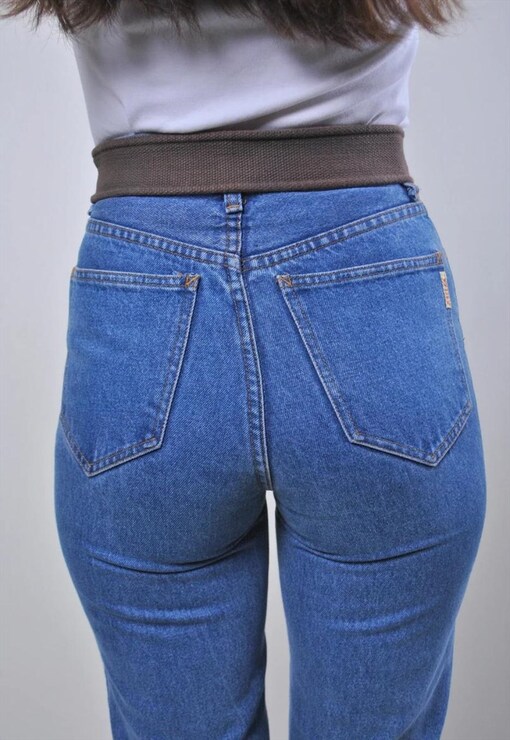 garment image