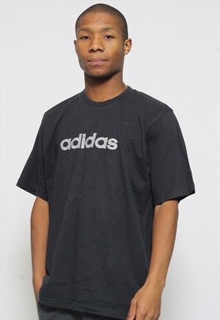 VINTAGE ADIDAS T-SHIRT