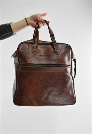 VINTAGE 70S BROWN FAUX LEATHER TRAVEL/OVERNIGHT BAG