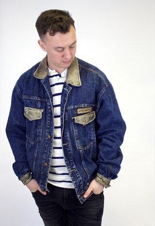 VINTAGE GUESS DENIM JACKET.