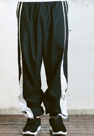 VINTAGE NIKE SHELL PANTS