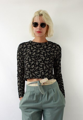 VINTAGE 90'S BEAUTIFUL BLACK SHORT BLOUSE