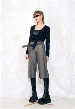 Vintage Y2K Wide-Leg Capri Pants in Grey