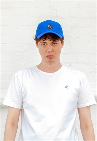 STREETWEAR 5 PANEL CAP WITH EMBROIDERED BRAND TAB