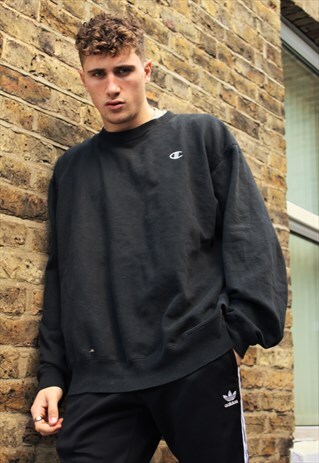 OVERSIZED RETRO / 90'S / CHAMPION / BLACK SWEATSHIRT
