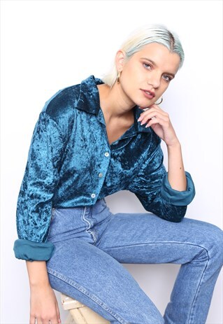VINTAGE 90S GREEN CRUSHED VELVET SHIRT
