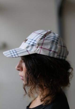 VINTAGE RARE BURBERRY NOVA CHECK CAP