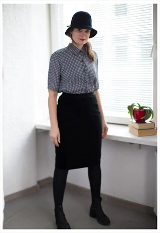 VINTAGE 80'S HIGH WAISTED BLACK VELVET MIDI SKIRT