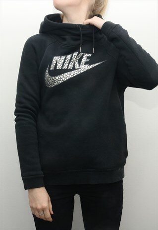 black nike sweater