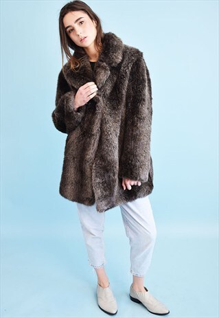 VINTAGE 70'S RETRO OVERSIZED FAUX FUR WARM COAT
