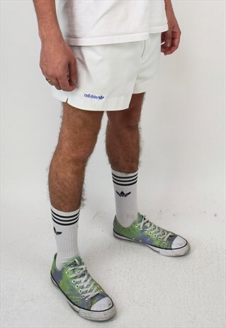 MEN'S VINTAGE 90'S ADIDAS WHITE SHORTS
