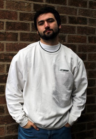 VINTAGE REEBOK SWEATER