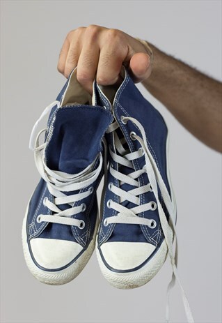 VINTAGE CONVERSE NAVY TRAINERS