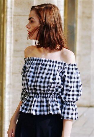 OFF-THE-SHOULDER GINGHAM TOP
