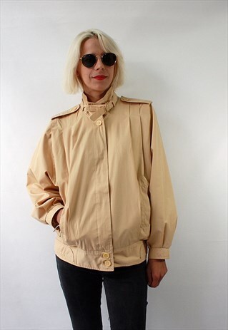 VINTAGE 80S BEIGE JACKET PLEATED WITH POCKETS & SUPER COLLAR