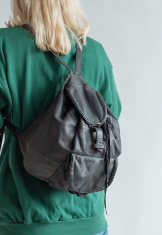 VINTAGE 90S GRUNGE BUCKET RUCKSACK
