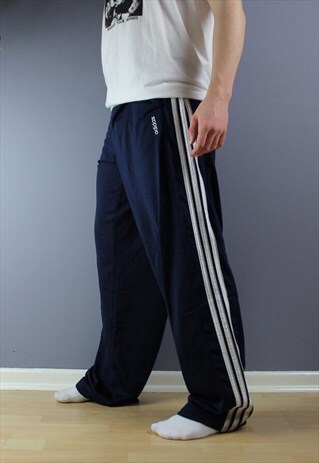 VINTAGE ADIDAS JOGGERS IN NAVY EMBROIDERED LOGO