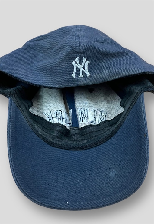 garment image