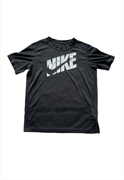 Y2K Nike small black T-Shirt swoosh