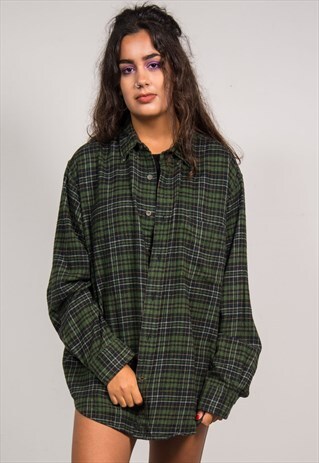 VINTAGE 90'S GREEN CHECKED LONG SLEEVE FLANNEL SHIRT