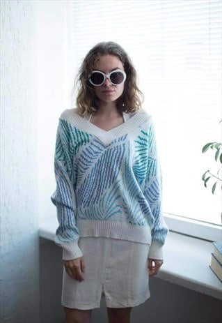 VINTAGE 90'S WHITE/GREEN PATTERNED JUMPER