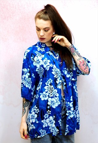 1990S VINTAGE BLUE HAWAIIAN VISCOSE SHORT SLEEVE SHIRT