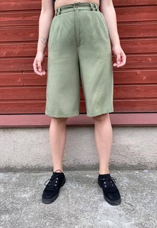 VINTAGE 90S GREEN LONG SHORTS