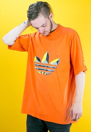 VINTAGE 90S ADIDAS T-SHIRT