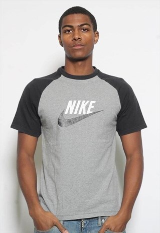 VINTAGE NIKE LOGO T-SHIRT GREY