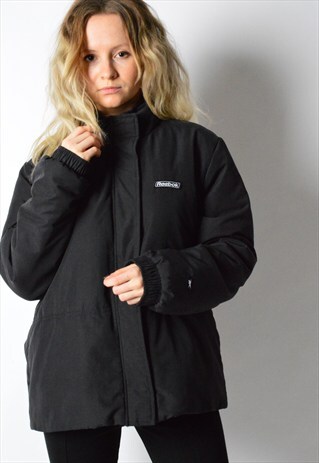 VINTAGE 90S BLACK MEDIUM PADDED REEBOK JACKET WITH HOOD