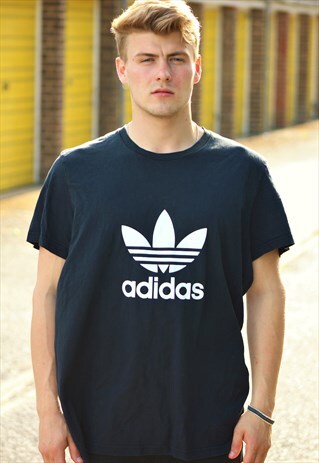 RETRO / EARLY 90'S / ADIDAS / OVERSIZED T-SHIRT