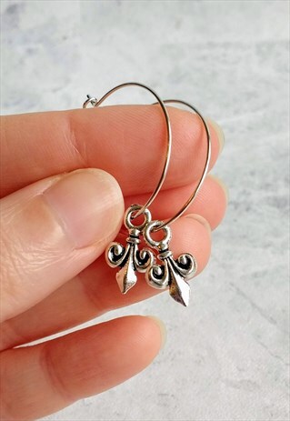 FLEUR DE LIS HOOP EARRINGS