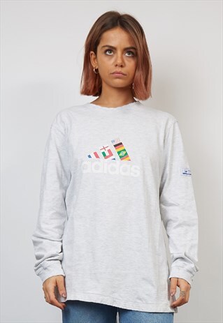 VINTAGE 80'S ADIDAS FLAG PRINT GREY LONG-SLEEVE T-SHIRT