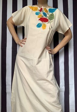 Vintage beige kaftan maxi dress or moomoo, flowers, UK14/16