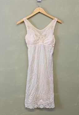 Vintage Y2K Lace Cami Top White With Floral Details 