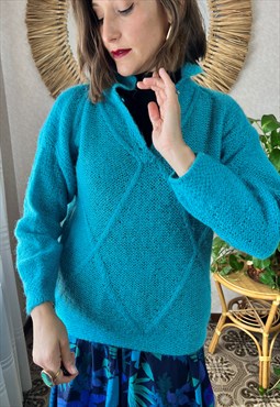 1970's vintage hand knit turquoise wool pullover