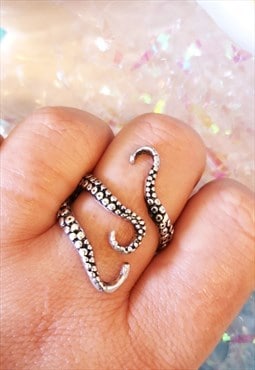 Octopus Tentacle Wrap Ring