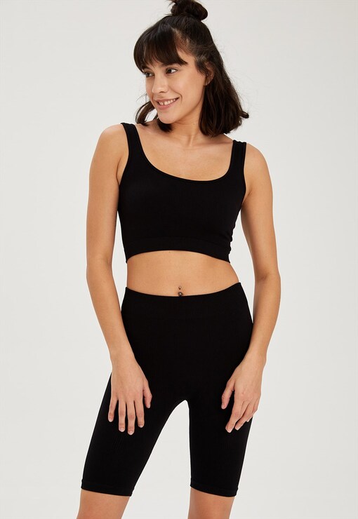 garment image
