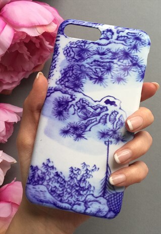BLUE AND WHITE PORCELAIN ANTIQUE PRINT PHONE CASE